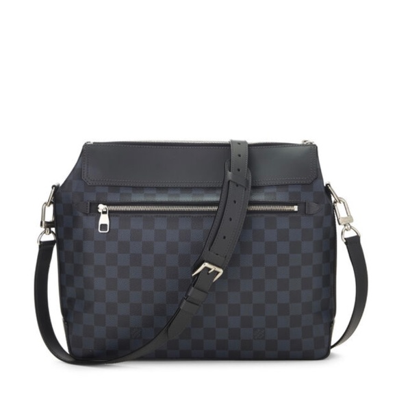 Louis Vuitton bag - Picture 1 of 2